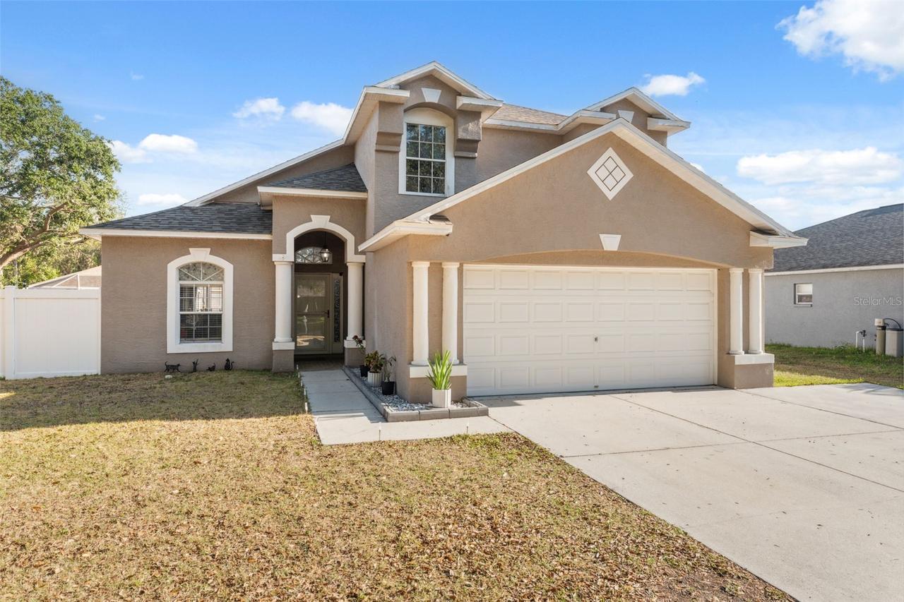 3316 Pine Top Dr., Valrico, FL 33594
