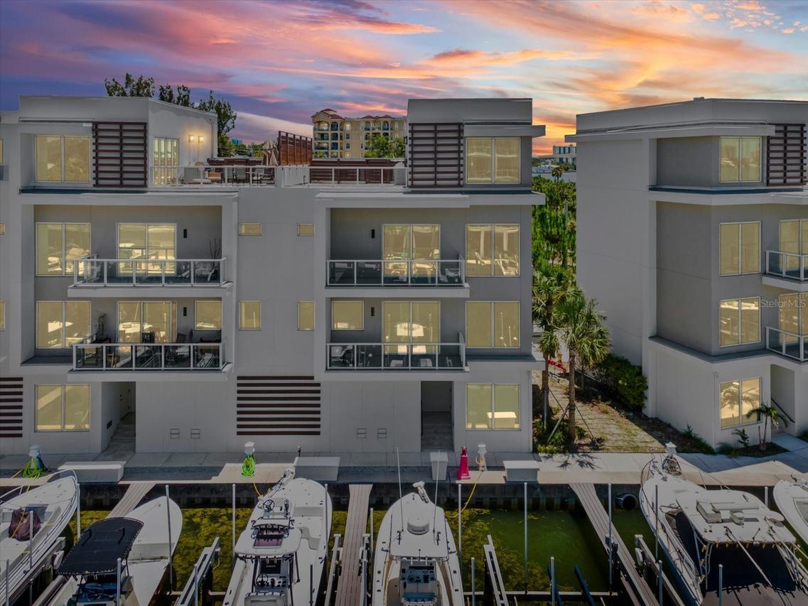 868 N Osceola Ave., Clearwater, FL 33755