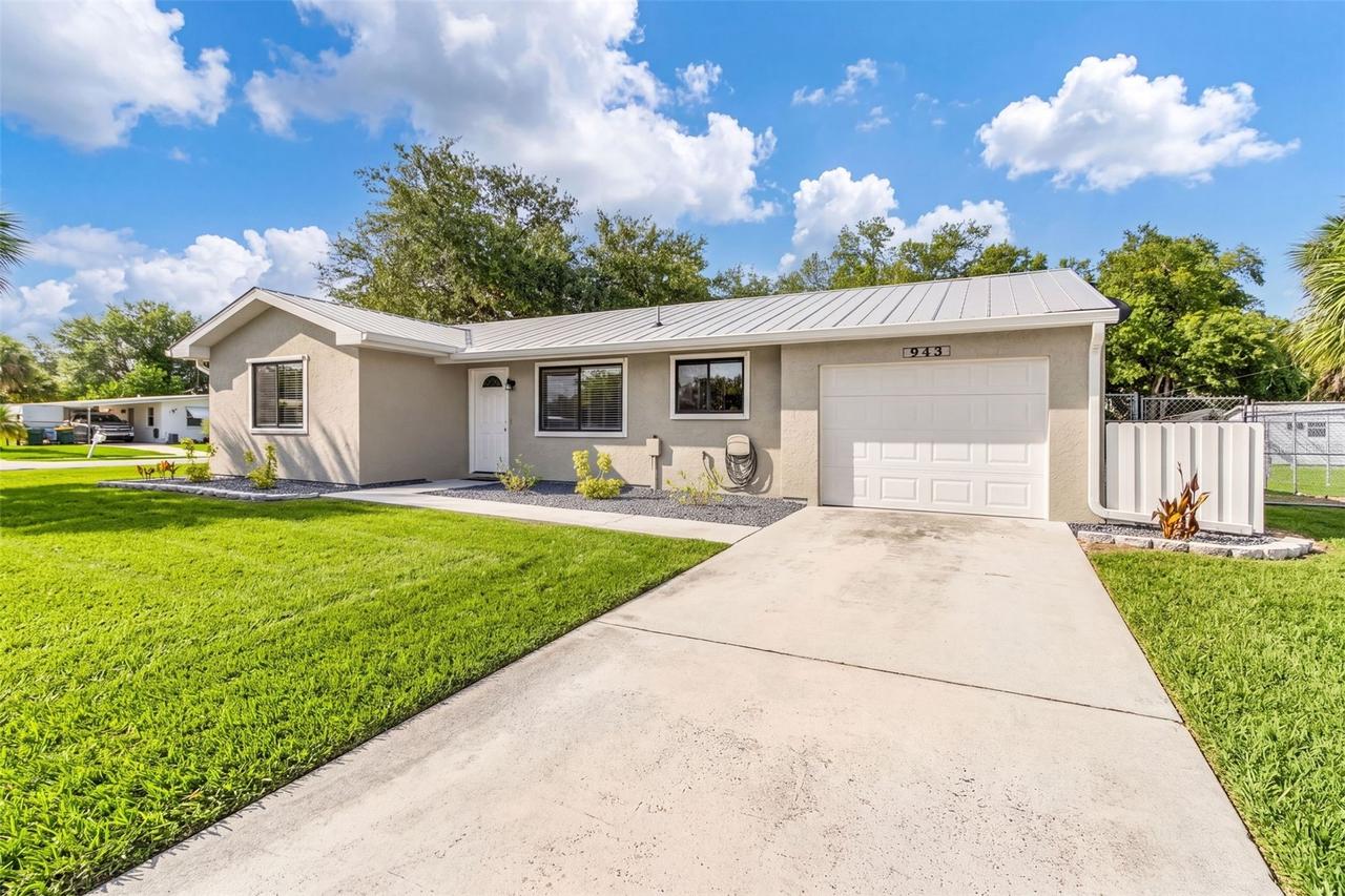 943 W Tarpon Blvd., Port Charlotte, FL 33952