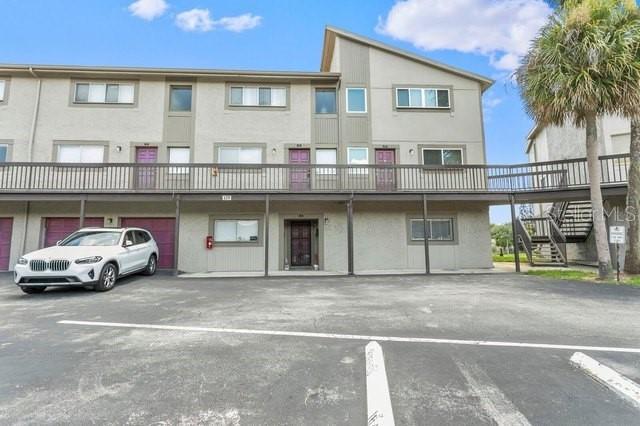 6319 Newtown Cir. #19B6, Tampa, FL 33615