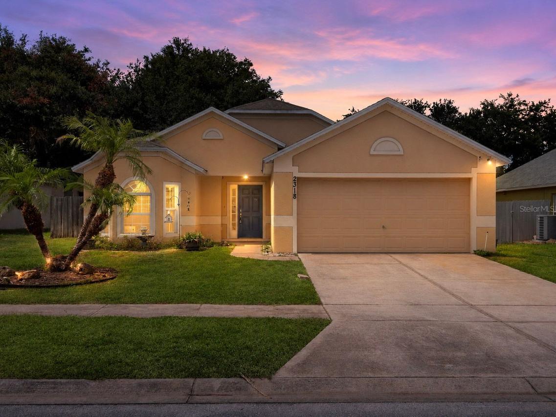 2318 Barons Ct., Tavares, FL 32778
