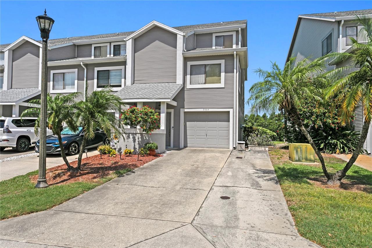 9564 Tara Cay Ct., Seminole, FL 33776