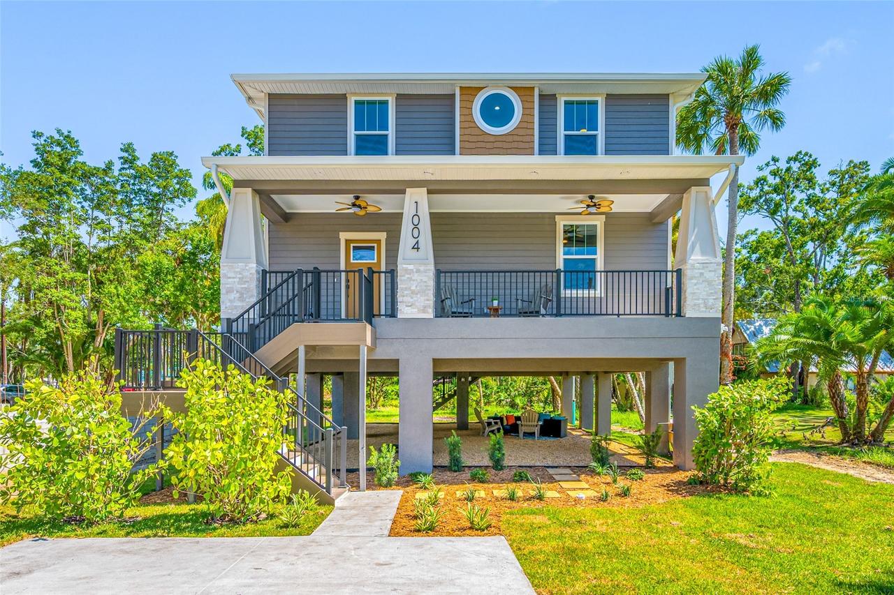 1004 W Henry Ave., Tampa, FL 33604