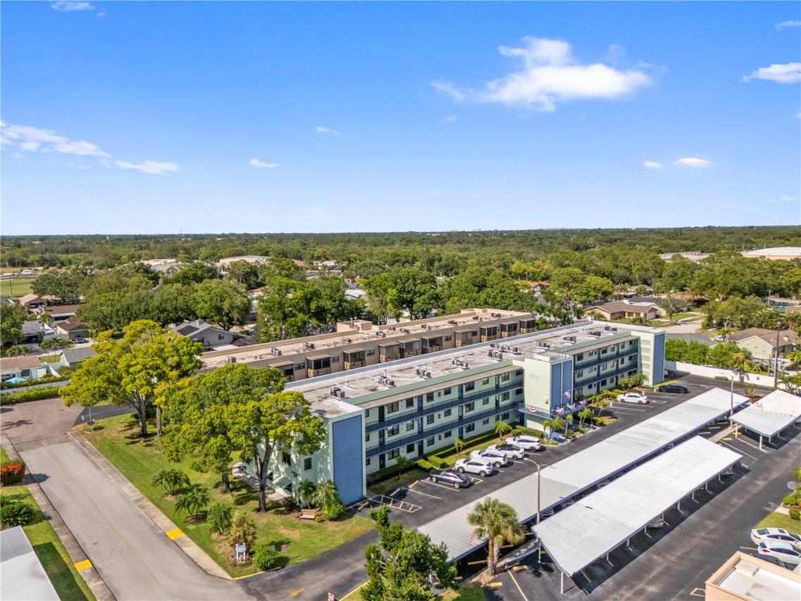 5973 Terrace Park Dr. #101, St Petersburg, FL 33709