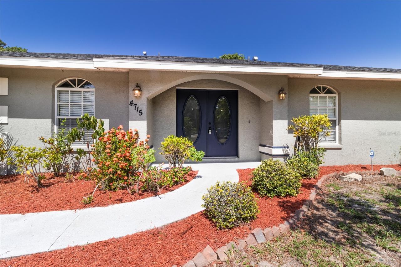 4715 4th Ave., Palmetto, FL 34221