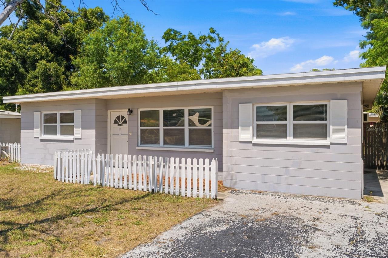 8871 93rd St., Seminole, FL 33777