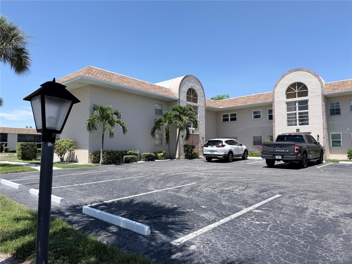 2727 75th St. #7A15, Bradenton, FL 34209