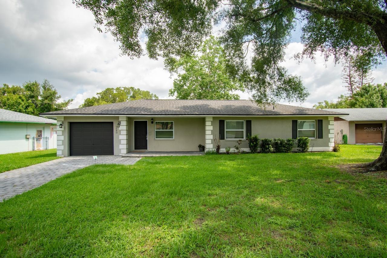 2040 Woodbriar Loop, Lakeland, FL 33813
