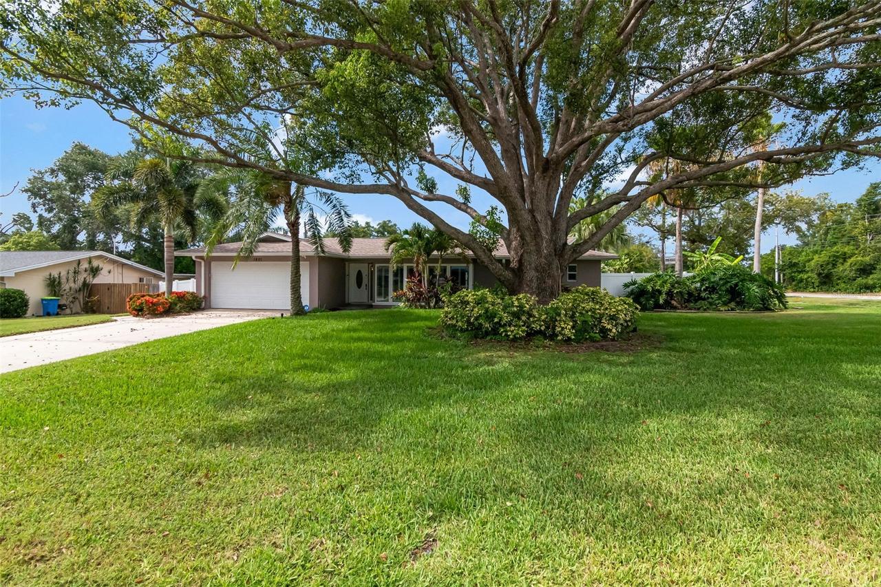 1801 Oak Park Dr., Clearwater, FL 33764
