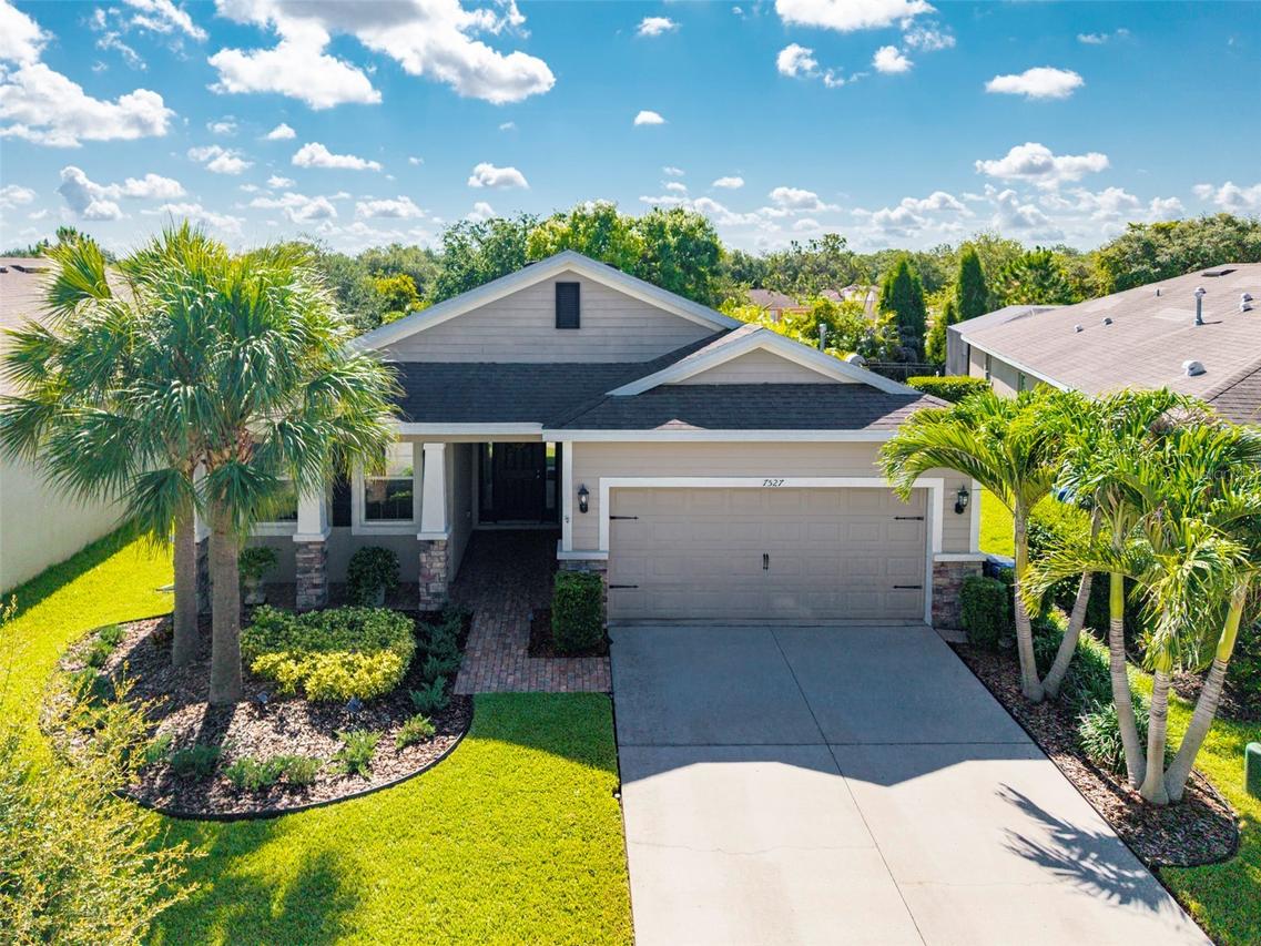 7527 Lantern Park Ave., Apollo Beach, FL 33572