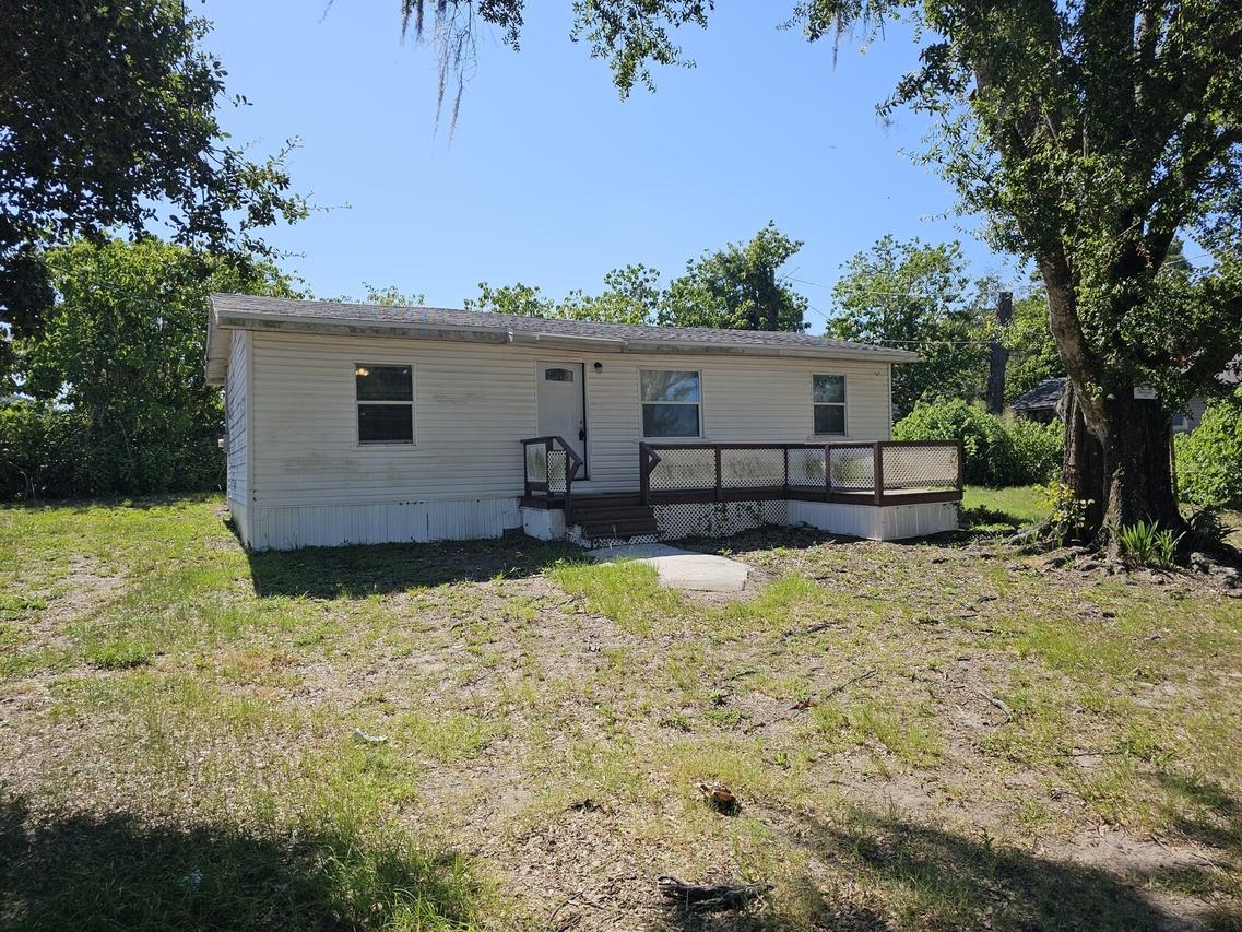 815 N Davis Ave., Lakeland, FL 33815