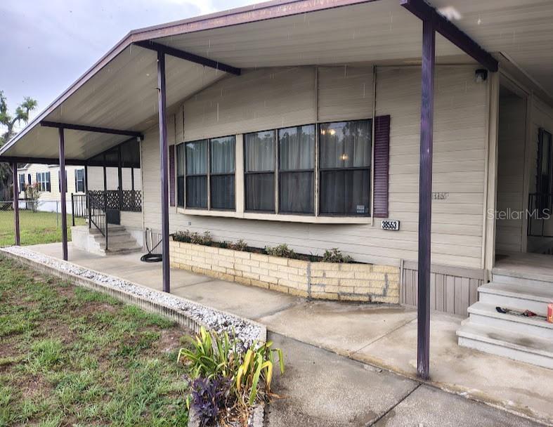 38553 Alston Ave., Zephyrhills, FL 33542
