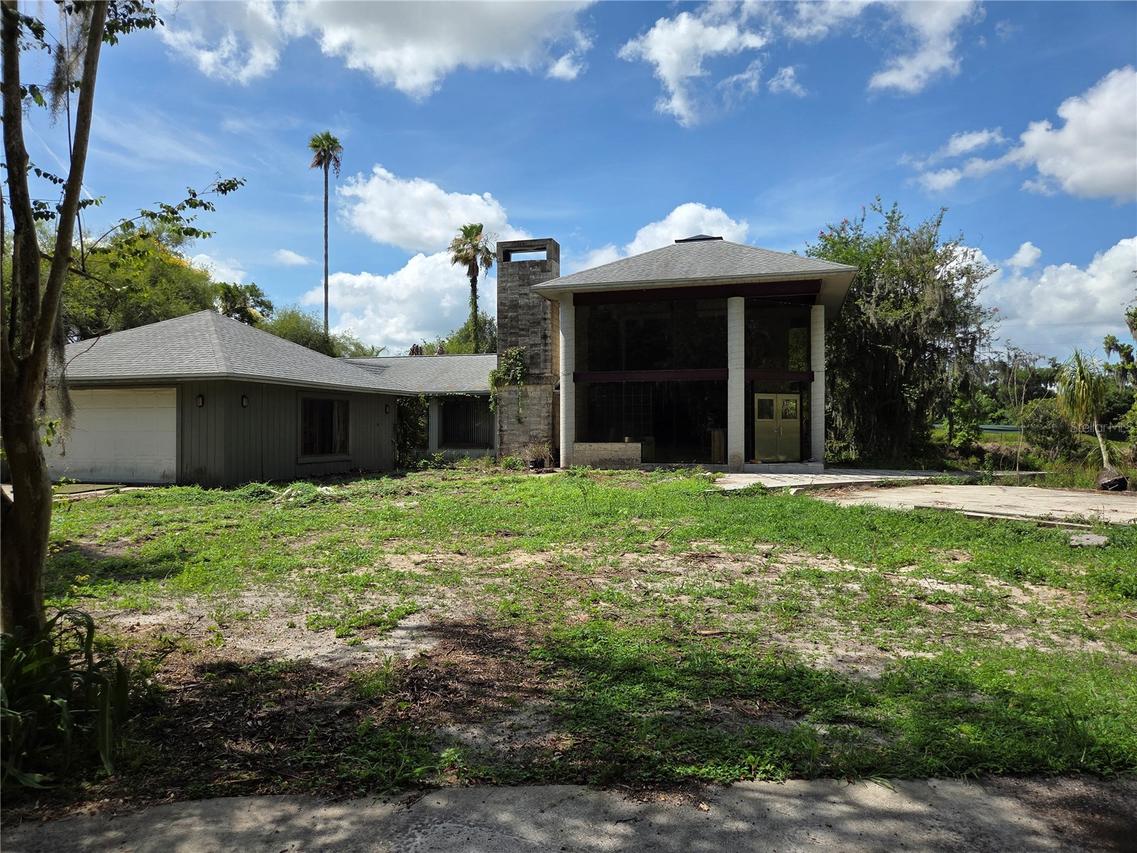 1822 Branch Forbes Rd., Plant City, FL 33565