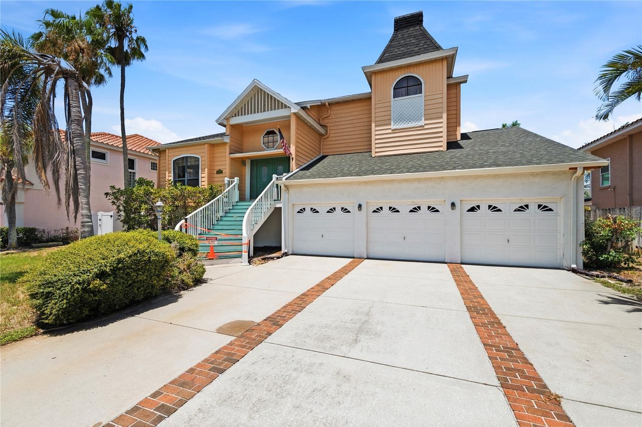 1136 3rd Ave., Tierra Verde, FL 33715