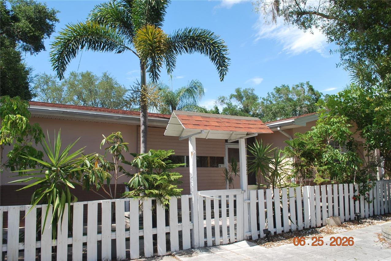 1515 Nebraska Ave., Palm Harbor, FL 34683