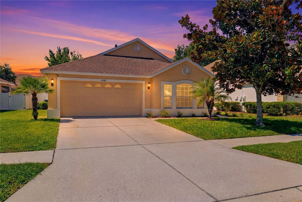 19406 Sunset Bay Dr., Land O Lakes, FL 34638