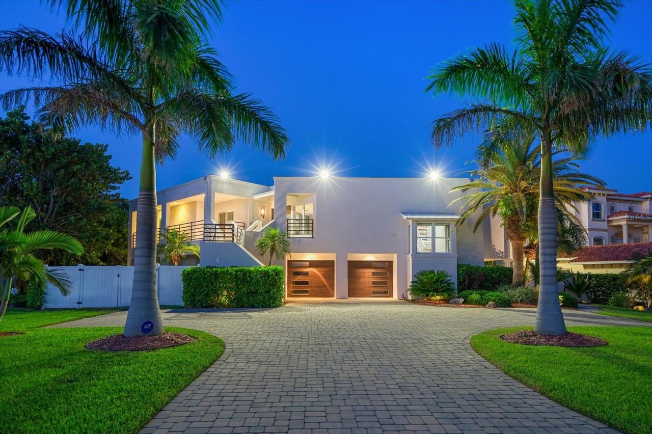 101 Harrison Ave., Belleair Beach, FL 33786