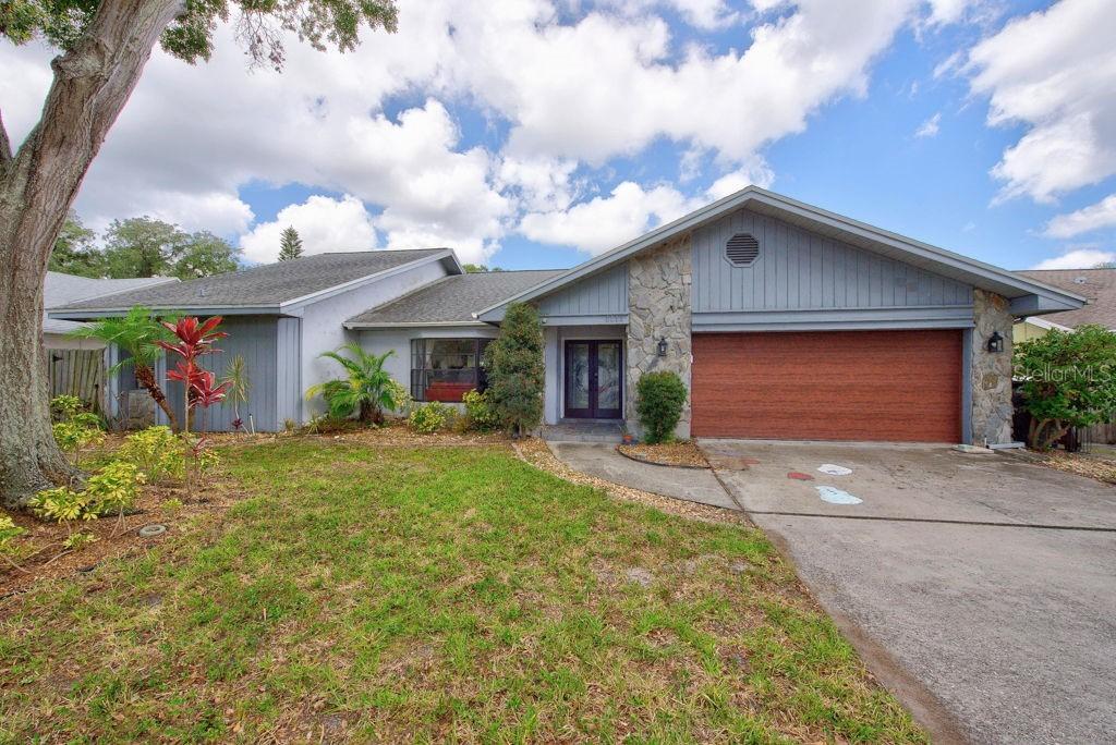 1111 Knollwood Dr., Safety Harbor, FL 34695