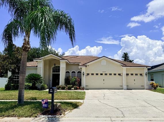 New Golf Course Lots For Sale in Riverview: June 30th to July 6th