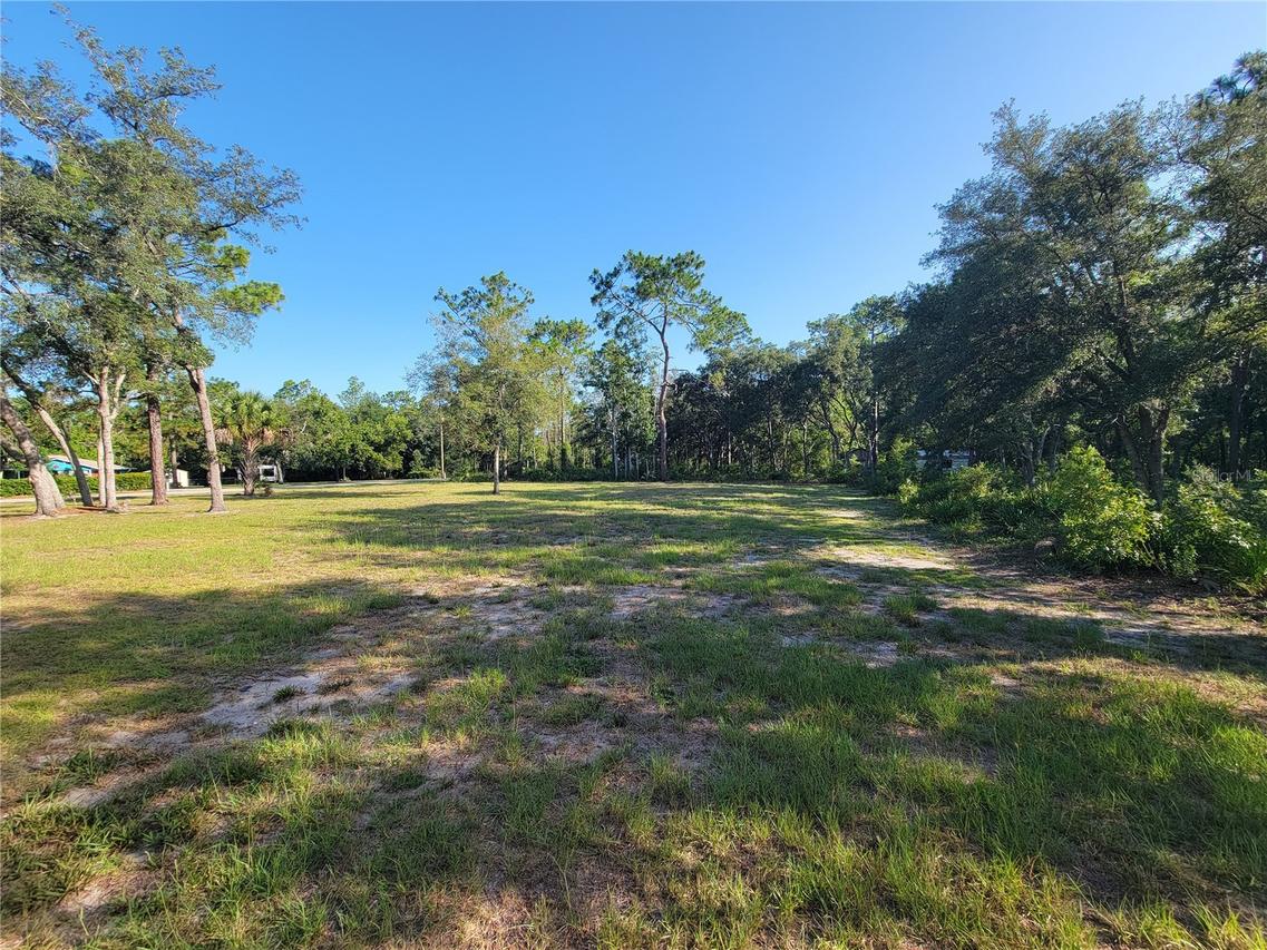 2075 S Colonial Ave., Homosassa, FL 34448
