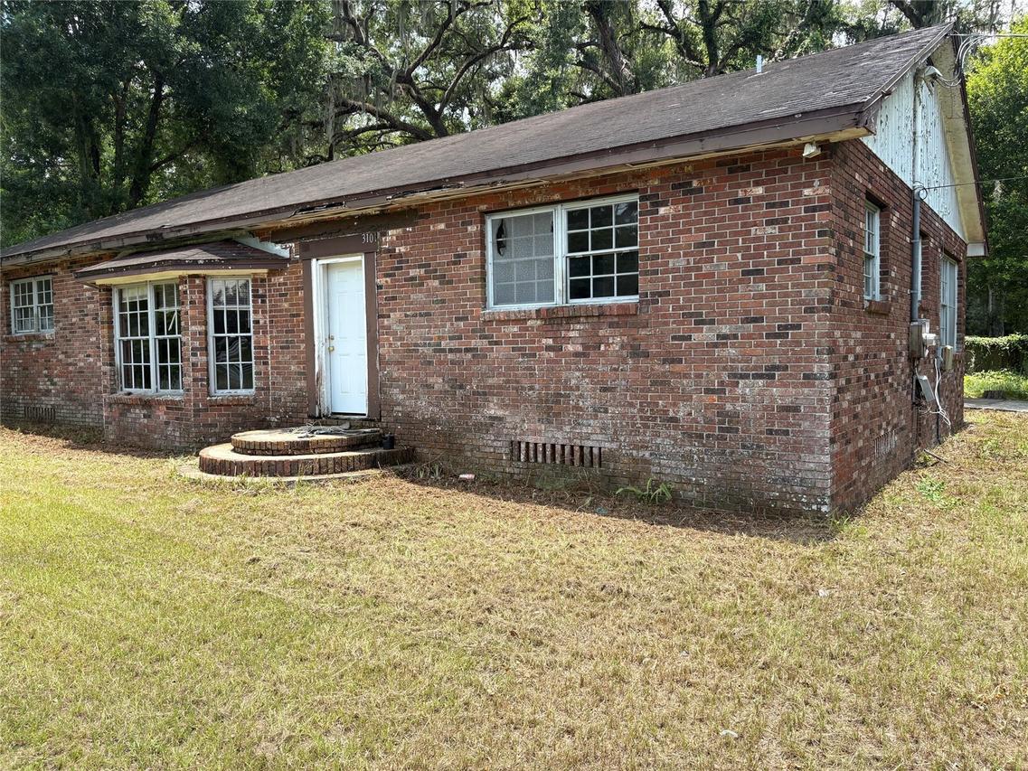 3101 Bloomingdale Ave, Valrico, FL 33596