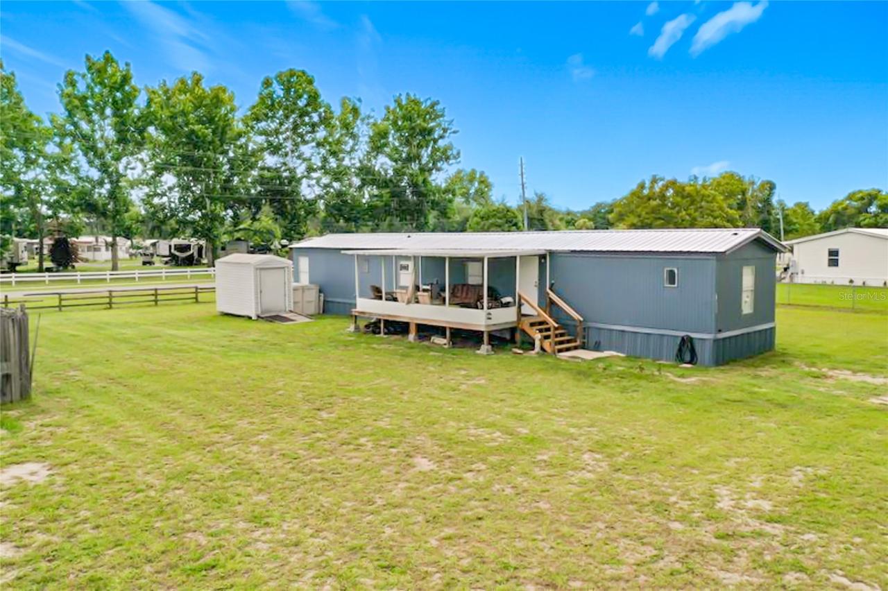 1400 NW 12th Ln., Lake Panasoffkee, FL 33538