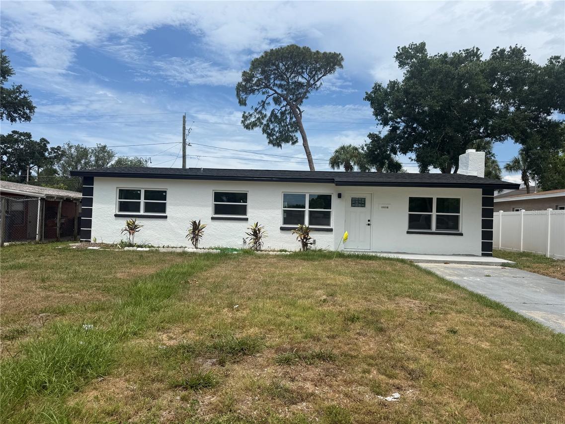 4910 Halifax Dr., Tampa, FL 33615