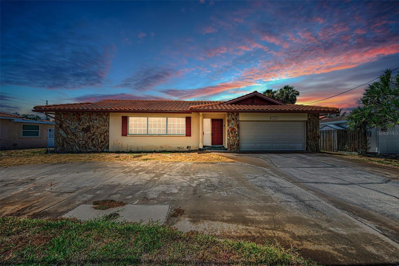 7908 2nd Ave., St Petersburg, FL 33707