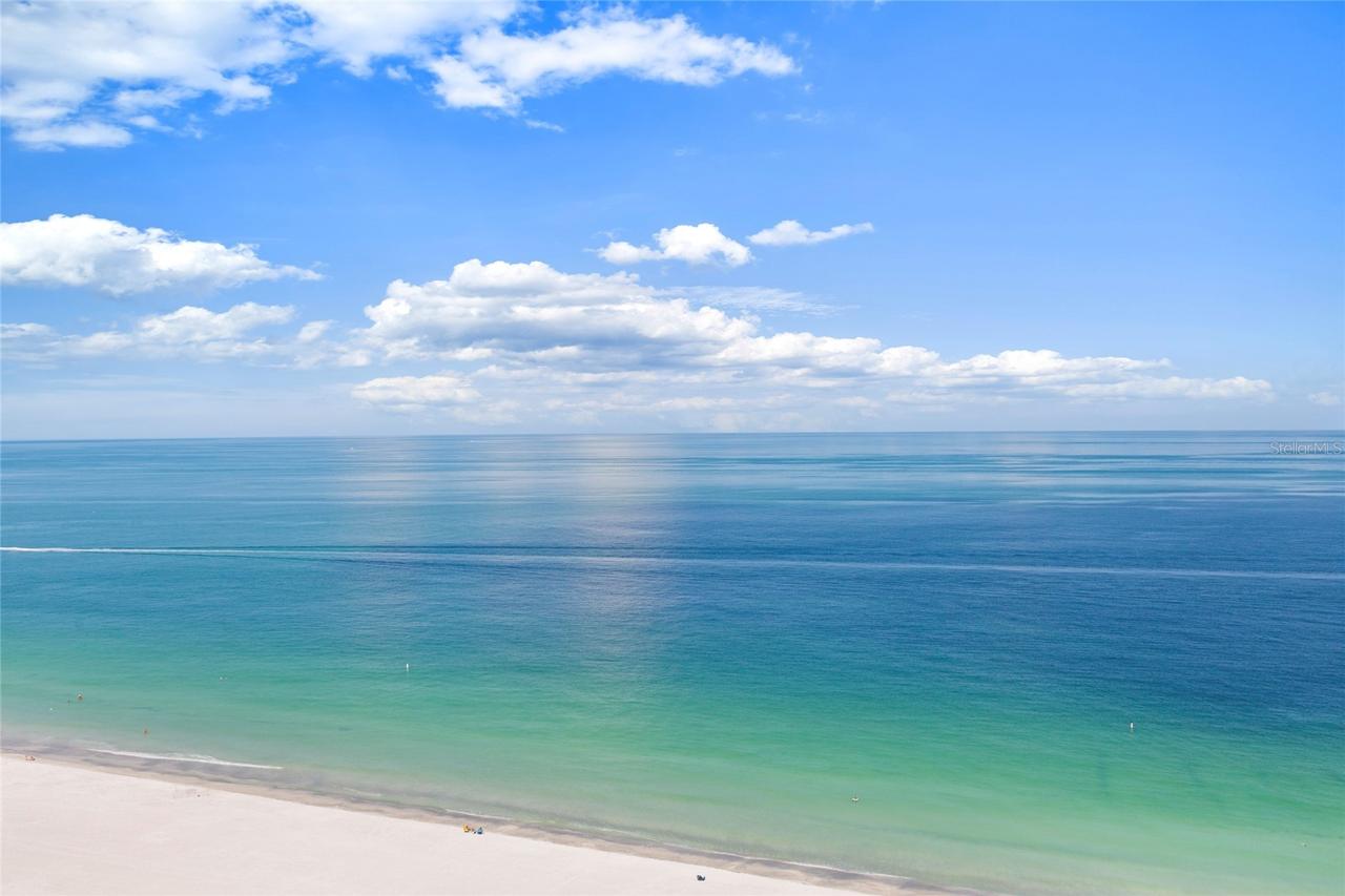1520 Gulf Blvd. #1807, Clearwater Beach, FL 33767