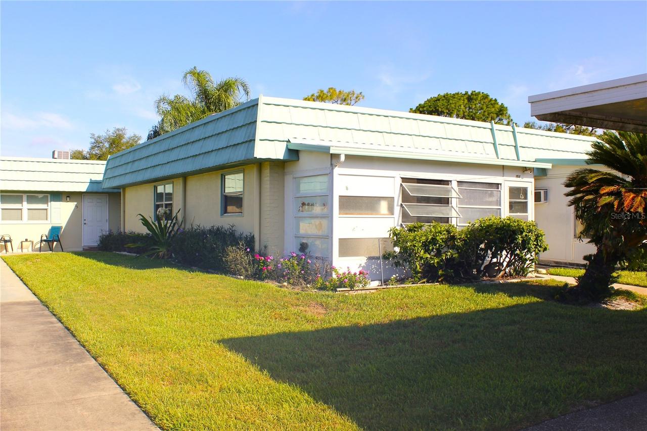 101 Cambridge Tr. #194, Sun City Center, FL 33573