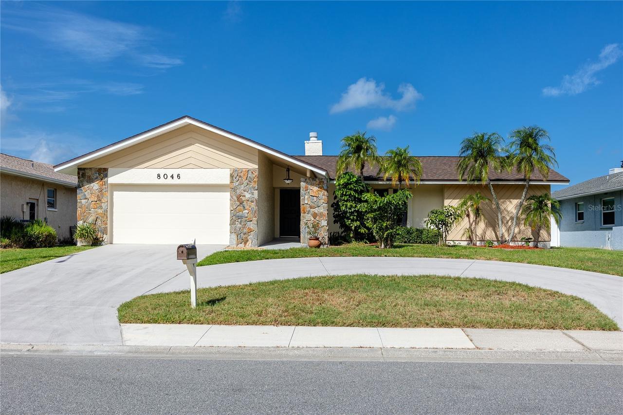 8046 Bayhaven Dr., Seminole, FL 33776