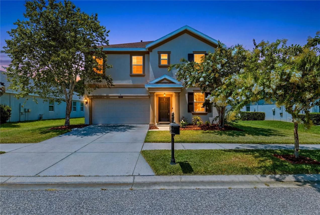 21439 Southern Charm Dr., Land O Lakes, FL 34637