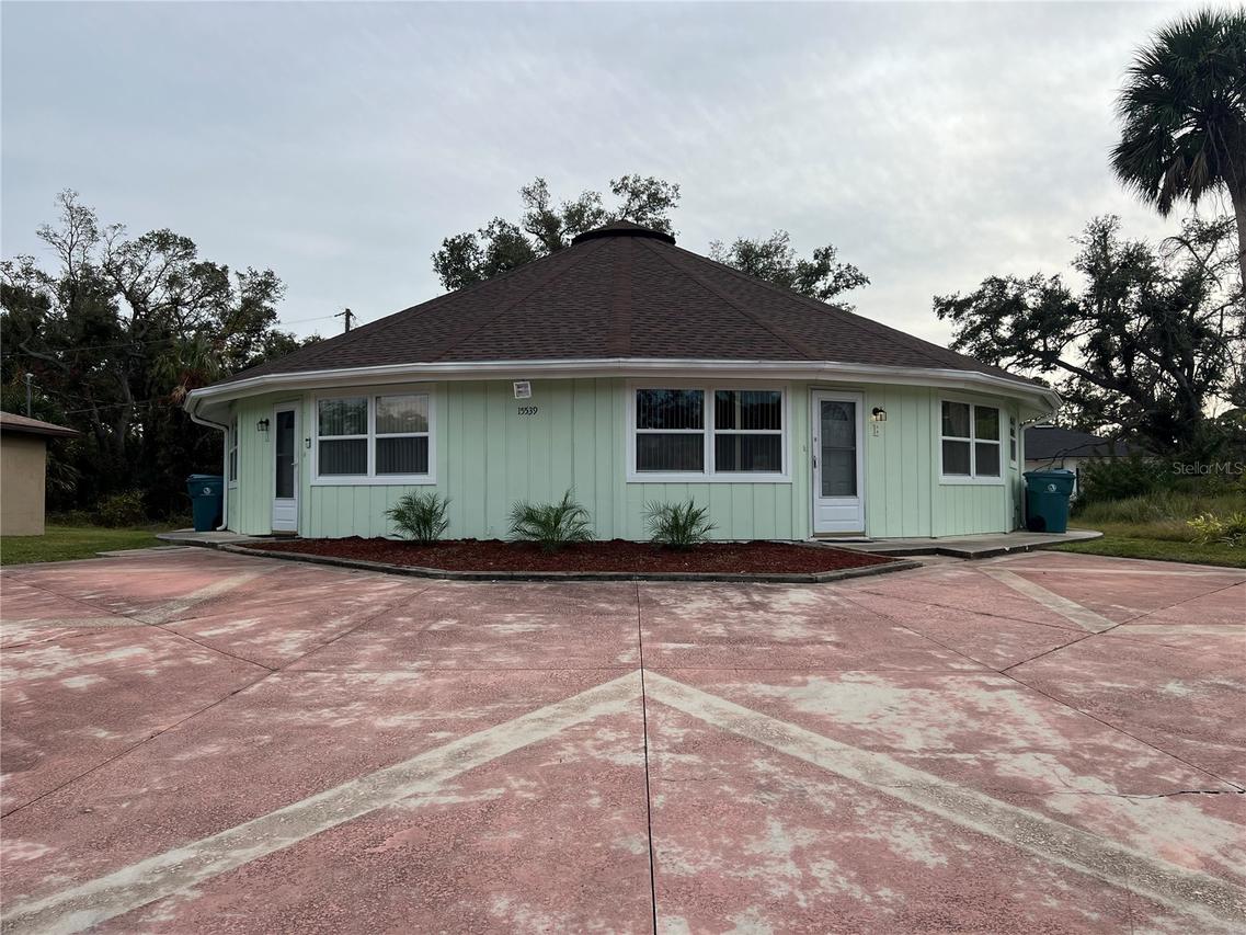 15539 Chamberlain Blvd., Port Charlotte, FL 33953