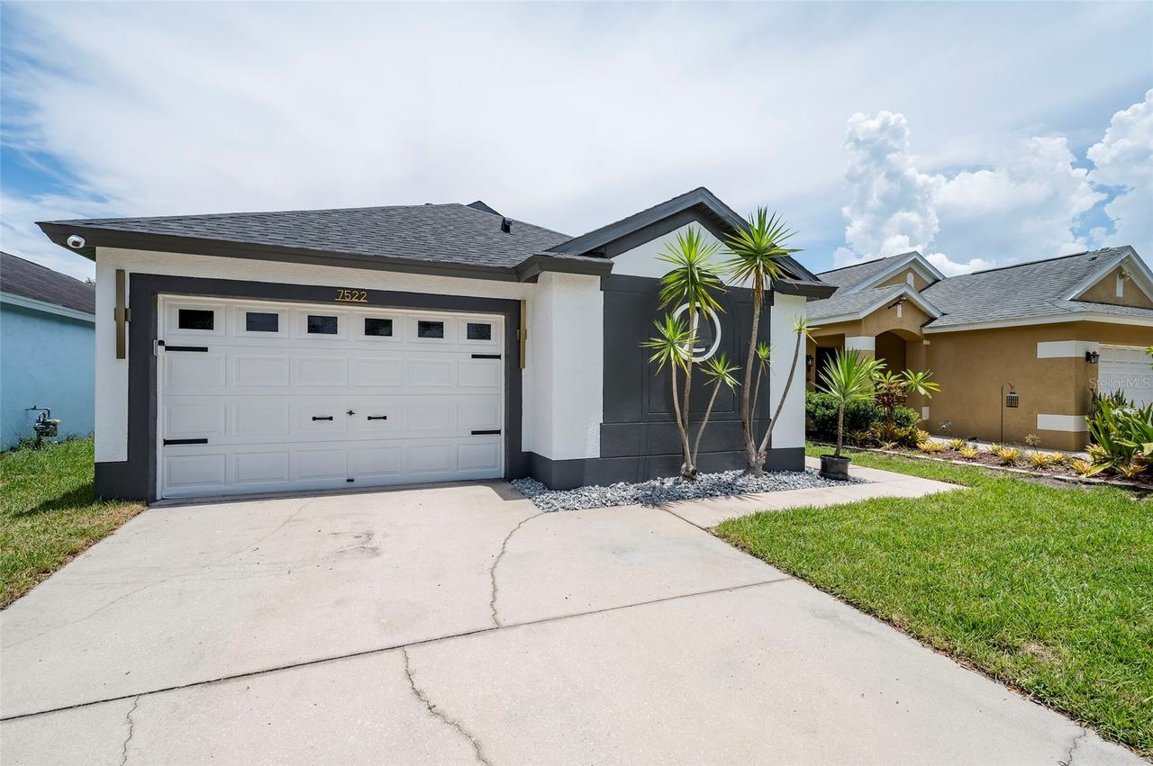 7522 Oxford Garden Cir., Apollo Beach, FL 33572