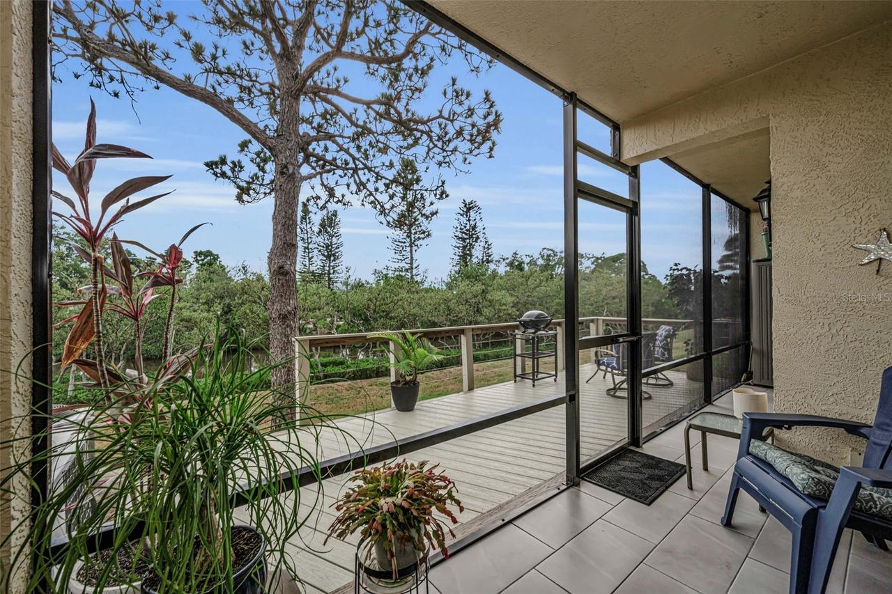 1673 Seascape Cir. #102, Tarpon Springs, FL 34689