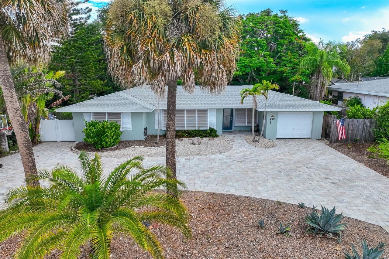326 Mehlenbacher Rd., Belleair, FL 33756