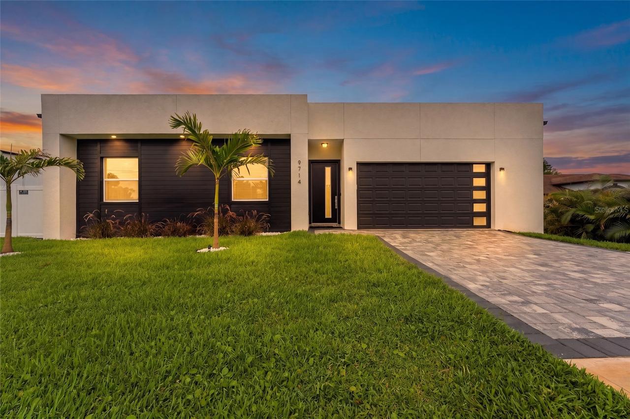 9714 Van St., Tampa, FL 33615
