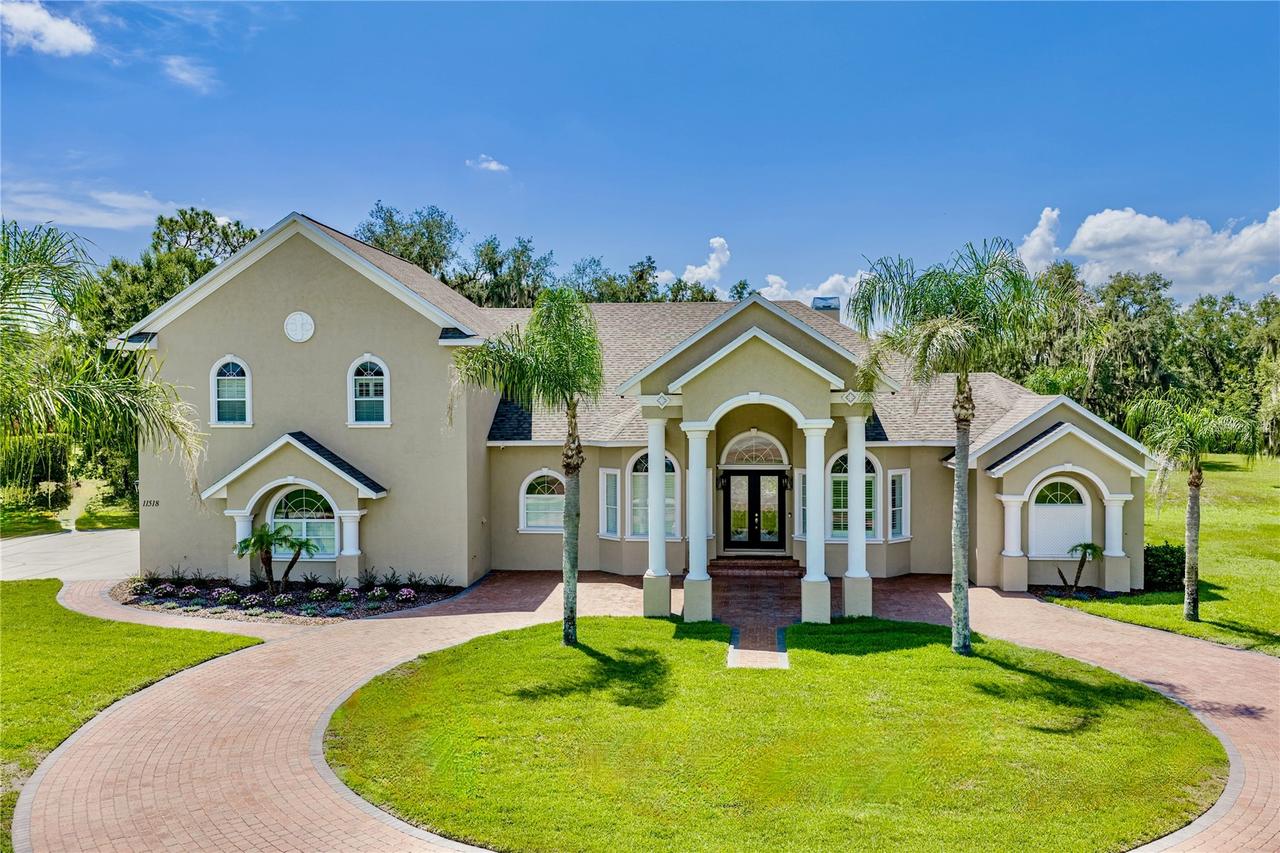 11518 Hammock Oaks Ct., Lithia, FL 33547