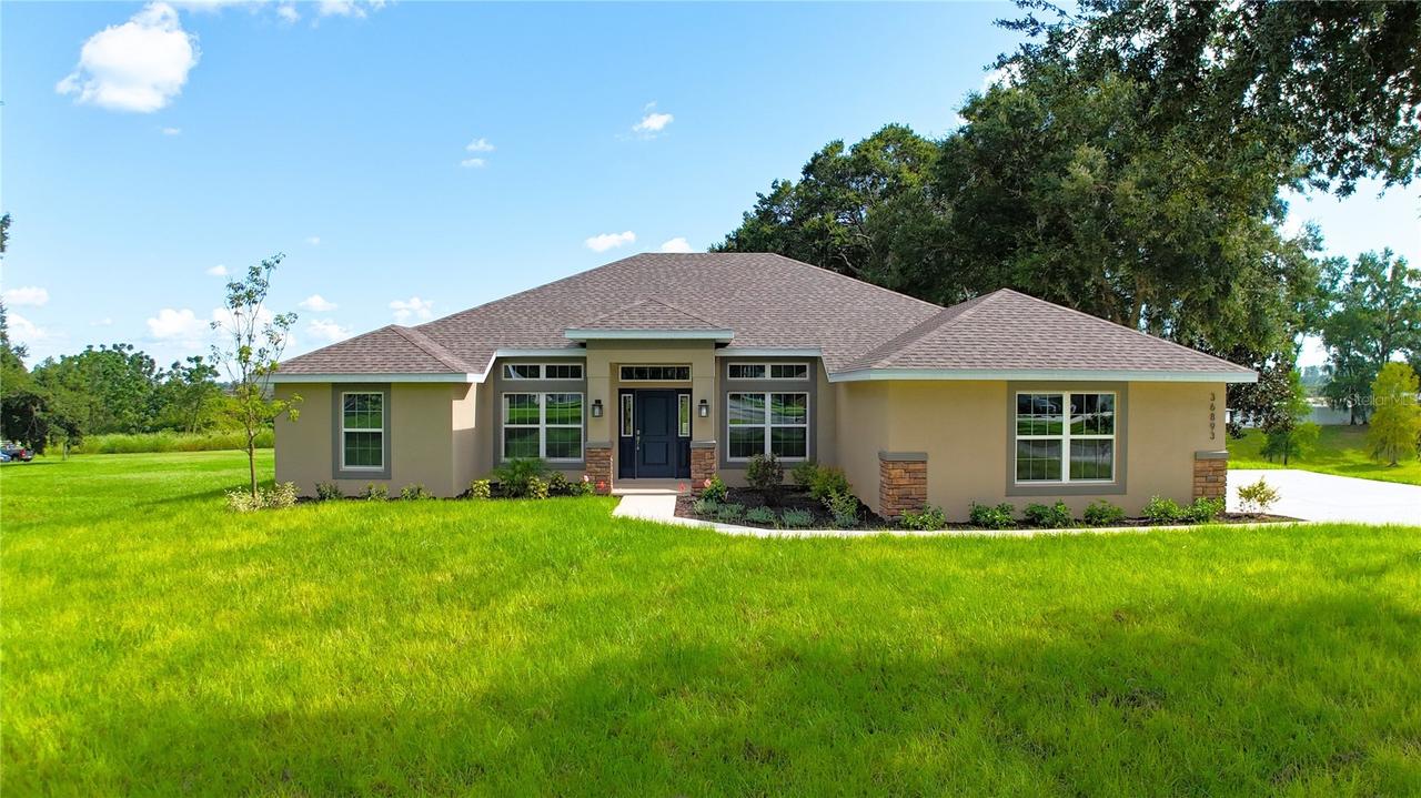 36893 Hidden View Circle, Dade City, FL 33523
