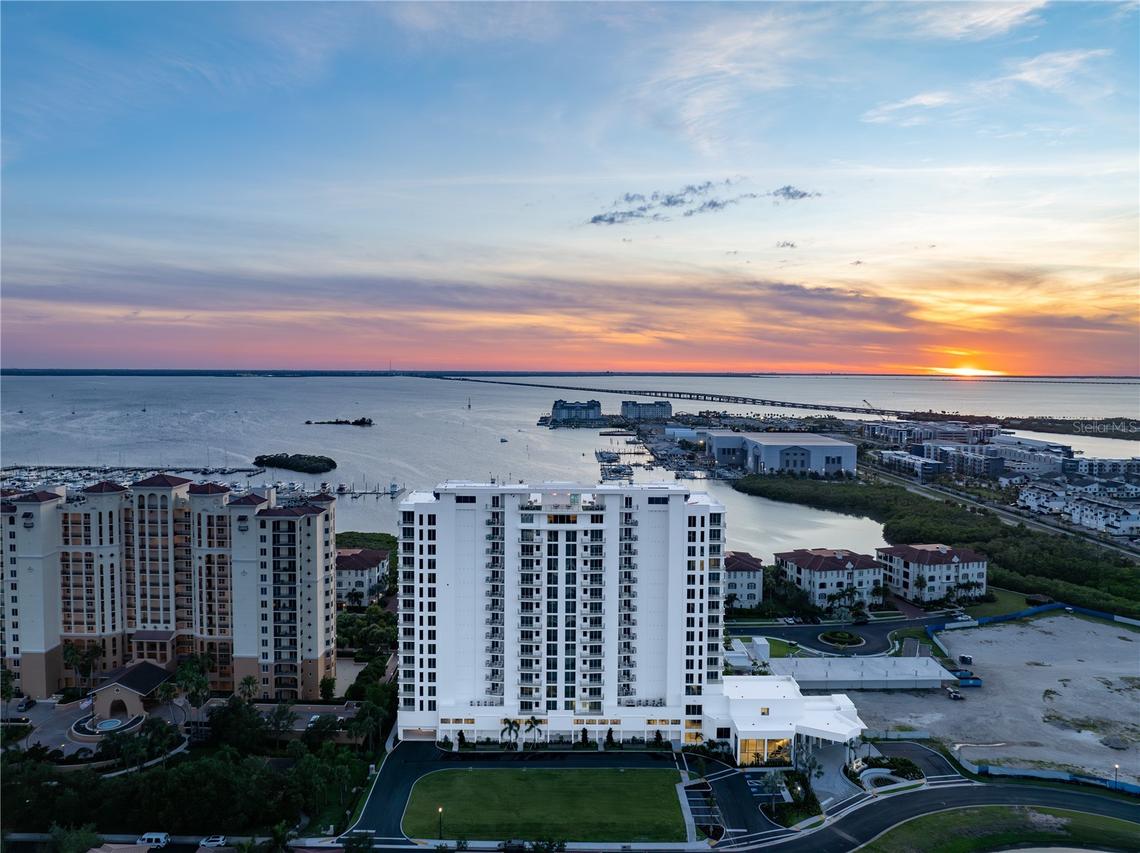 5713 Bowen Daniel Dr. #906, Tampa, FL 33616