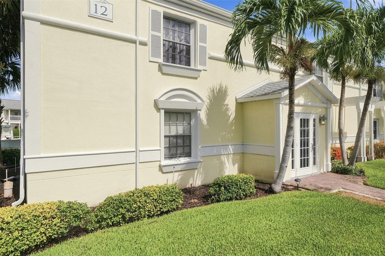 4725 Coquina Key Dr. #D, St Petersburg, FL 33705