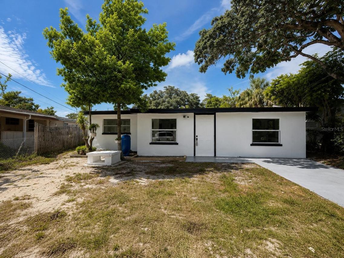 7211 James St., Port Richey, FL 34668