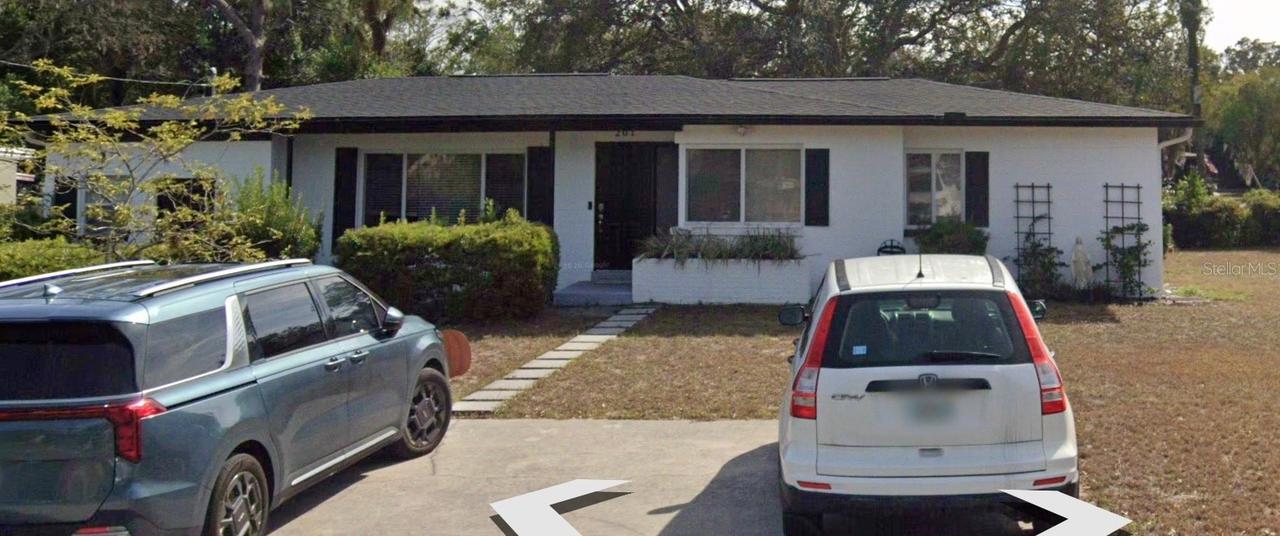 201 Redwood Ave., Tampa, FL 33617