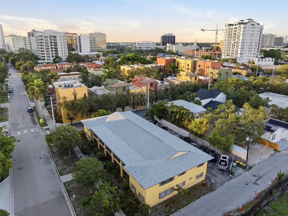 615 S Palm Ave. #10, Sarasota, FL 34236