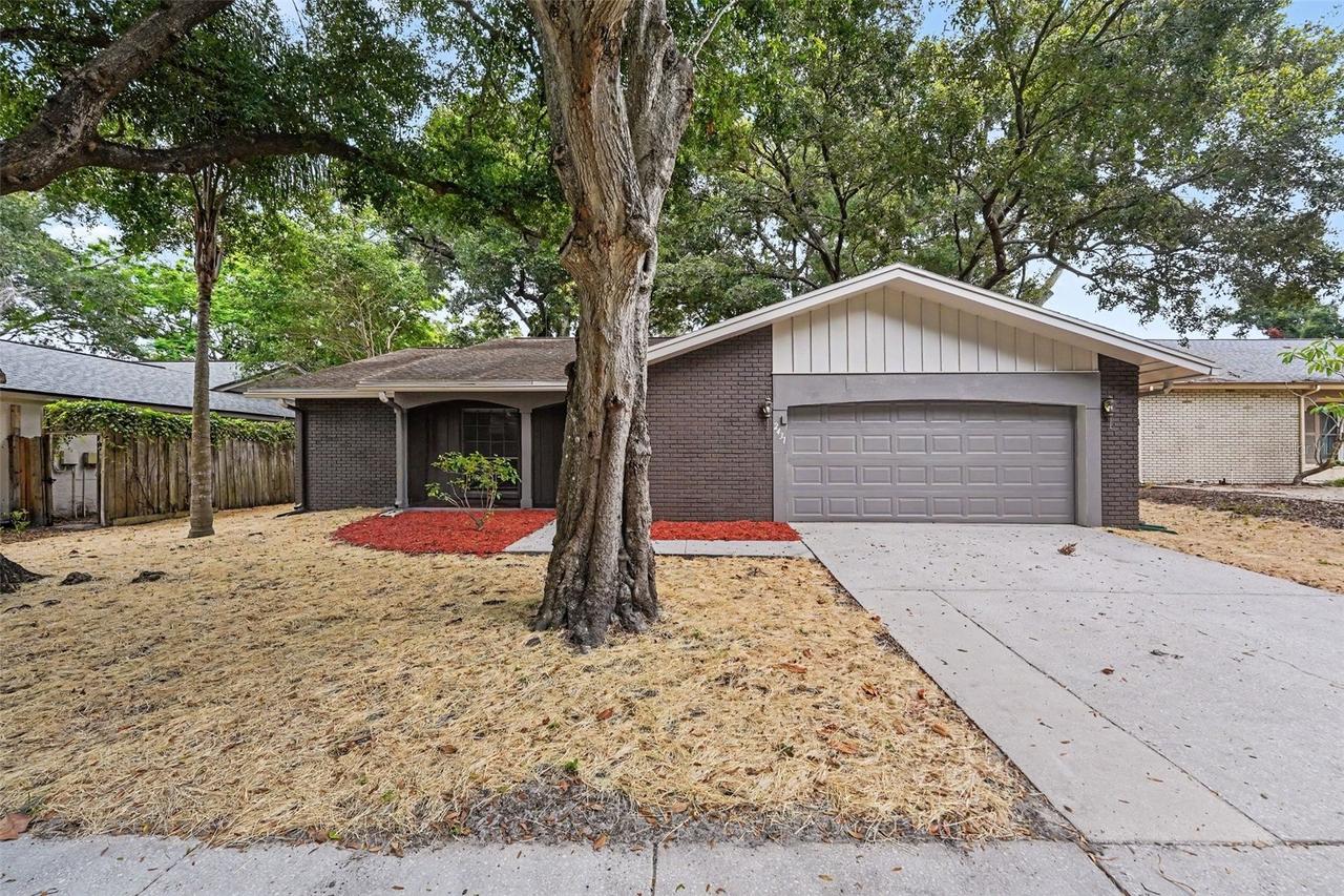 2431 Grove Ridge Dr., Palm Harbor, FL 34683