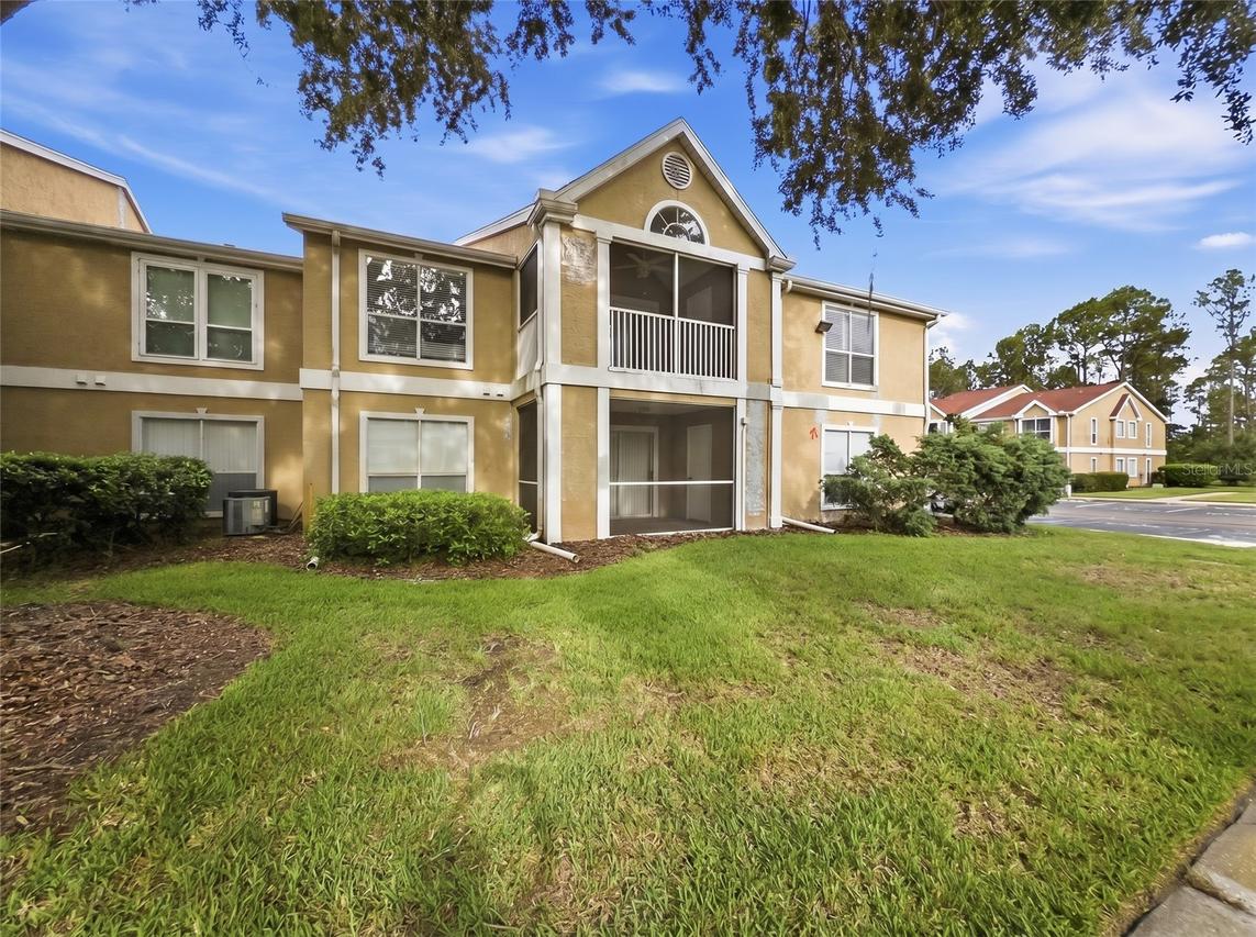 9481 Highland Oak Dr. #1502, Tampa, FL 33647