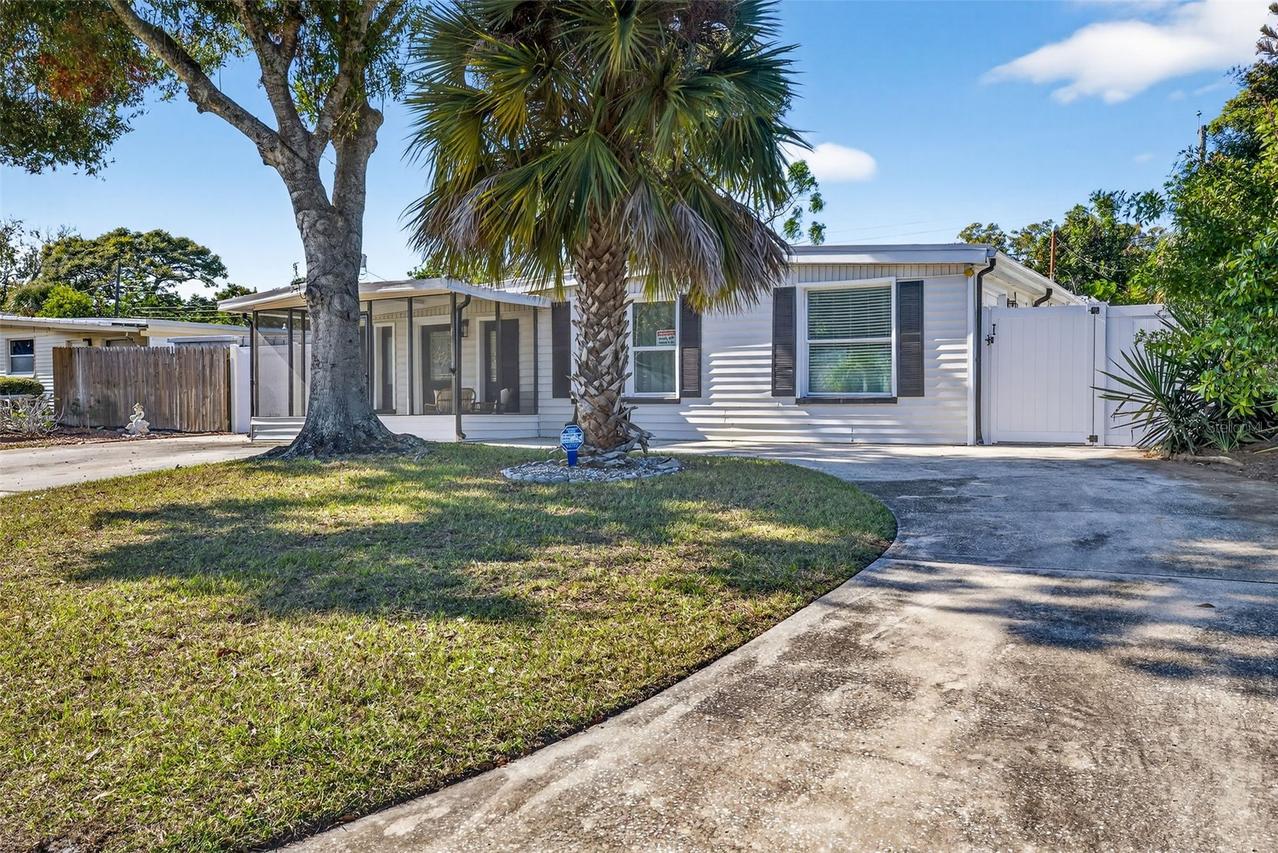9370 83rd St., Seminole, FL 33777