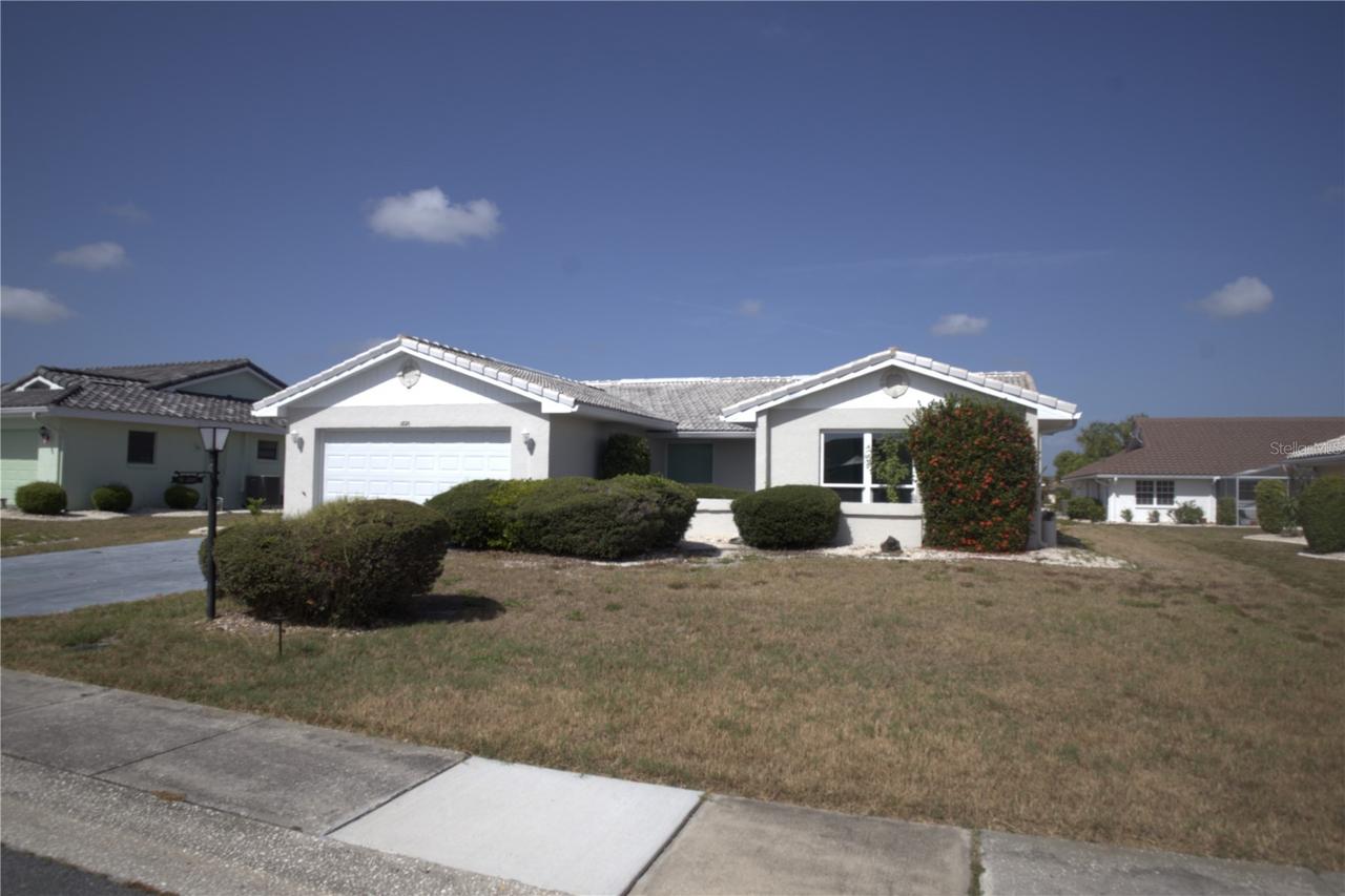 1820 Granville Ln., Sun City Center, FL 33573