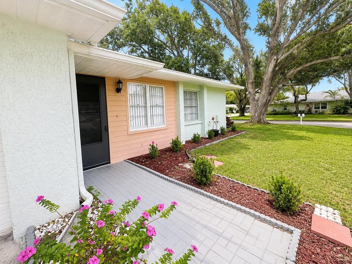 1131 Orange Tree Cir. #C, Palm Harbor, FL 34684