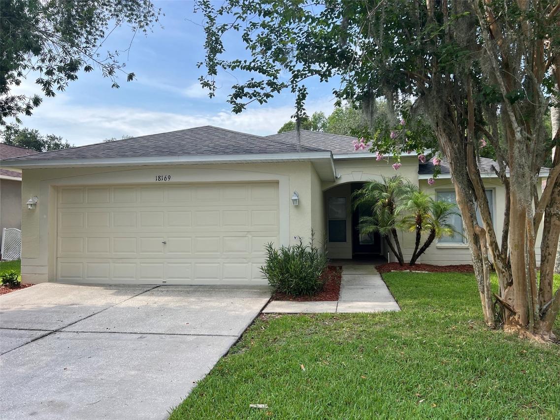 18169 Sandy Pointe Dr., Tampa, FL 33647